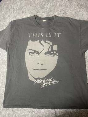 Vintage 2009 Michael Jackson This Is It Concert Portrait T-Shirt XL